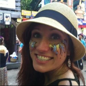 Meet your Posher, Whitney